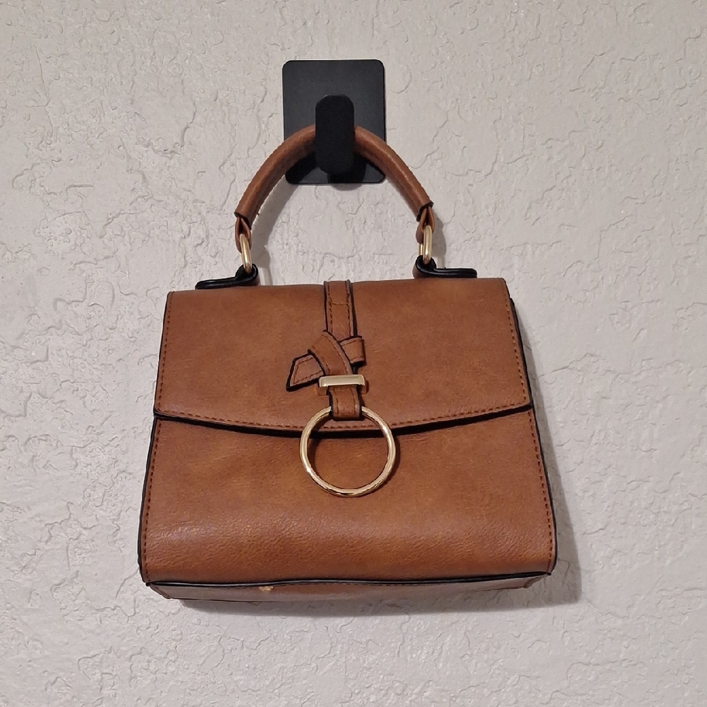 VIOLET RAY Tan Handbag with Gold Accent